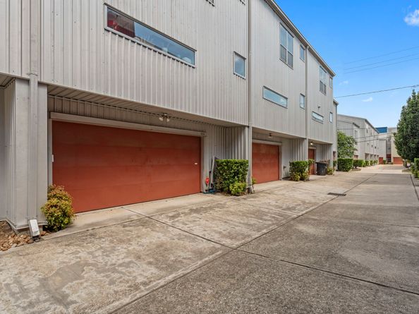 1215 Arthur Street, Houston TX 77019