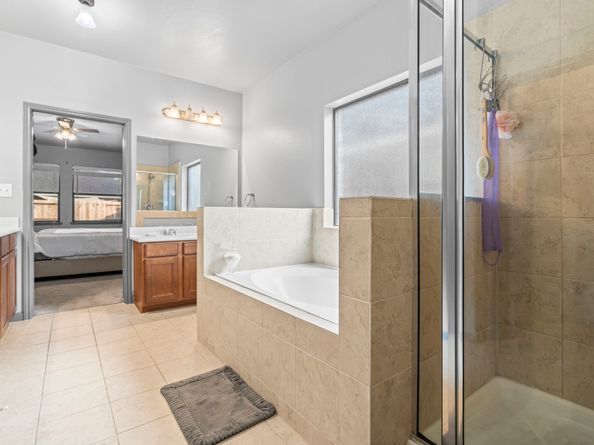 16918 Lake Willowby Lane, Houston TX 77044