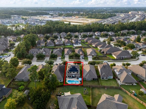 16918 Lake Willowby Lane, Houston TX 77044