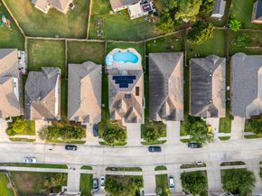 16918 Lake Willowby Lane, Houston TX 77044