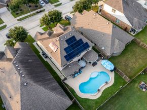 16918 Lake Willowby Lane, Houston TX 77044