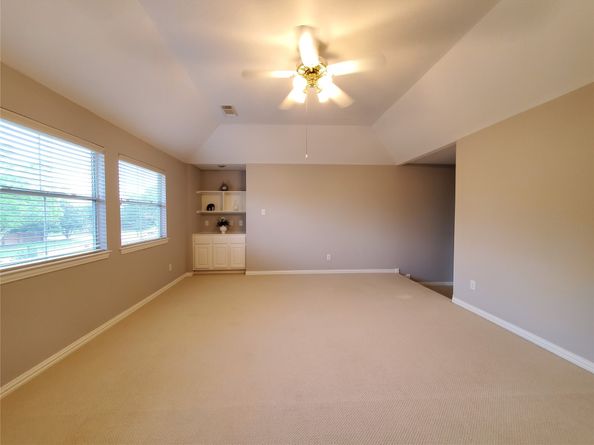 5439 Emerald Pointe Lane, Sugar Land TX 77479