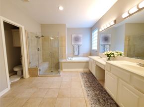 5439 Emerald Pointe Lane, Sugar Land TX 77479