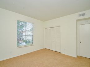 2100 Tanglewilde Street 169, Houston TX 77063