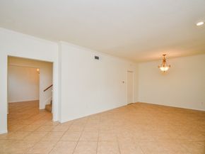 2100 Tanglewilde Street 169, Houston TX 77063