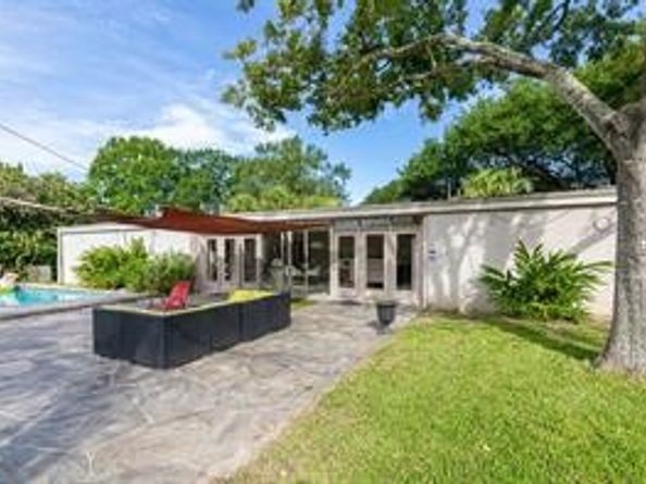 10211 Willowgrove Drive, Houston TX 77035