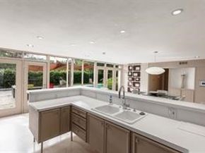 10211 Willowgrove Drive, Houston TX 77035