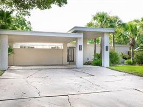 10211 Willowgrove Drive, Houston TX 77035