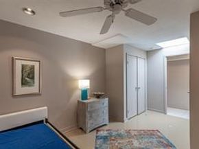 10211 Willowgrove Drive, Houston TX 77035