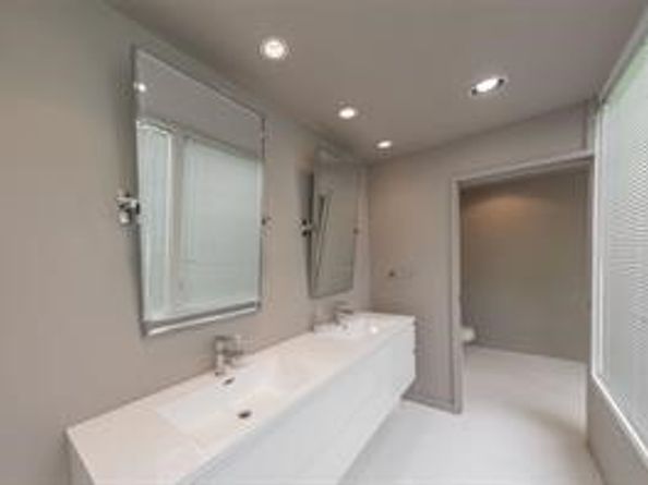 10211 Willowgrove Drive, Houston TX 77035