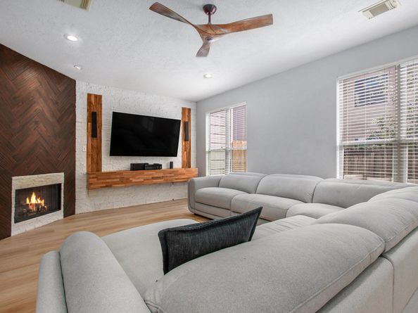 3707 E Ashford Villa Lane, Houston TX 77082