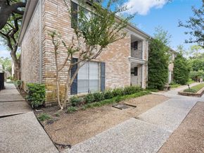 7900 Westheimer Road 226, Houston TX 77063