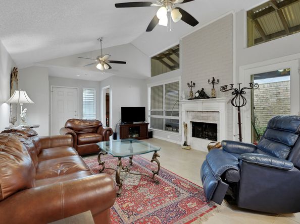1912 Trixie Lane, Houston TX 77042