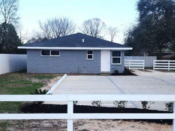 4502 Hirsch Road