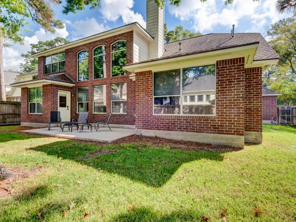 78 E Evangeline Oaks Circle, The Woodlands TX 77384