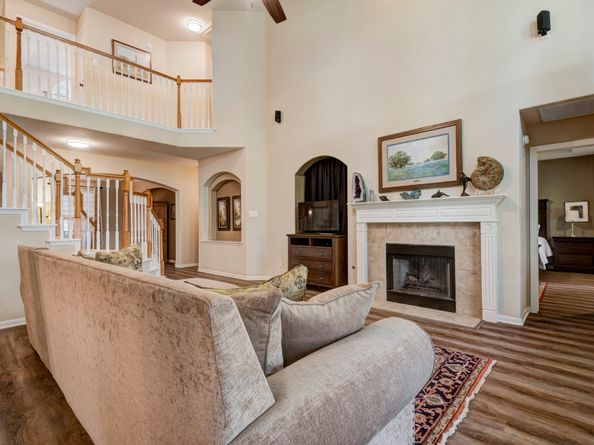78 E Evangeline Oaks Circle, The Woodlands TX 77384