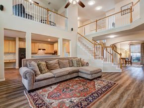 78 E Evangeline Oaks Circle, The Woodlands TX 77384