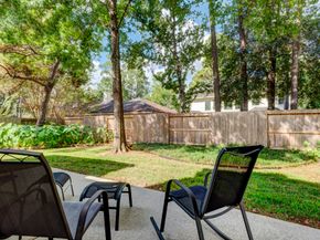 78 E Evangeline Oaks Circle, The Woodlands TX 77384