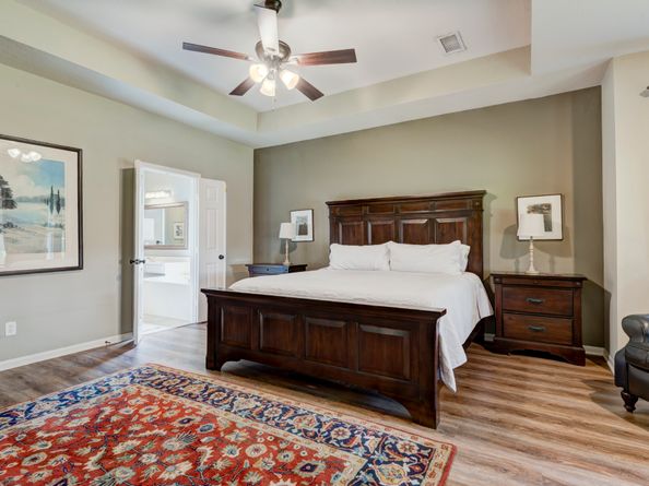 78 E Evangeline Oaks Circle, The Woodlands TX 77384