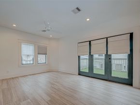 1109 Rutland Street, Houston TX 77008
