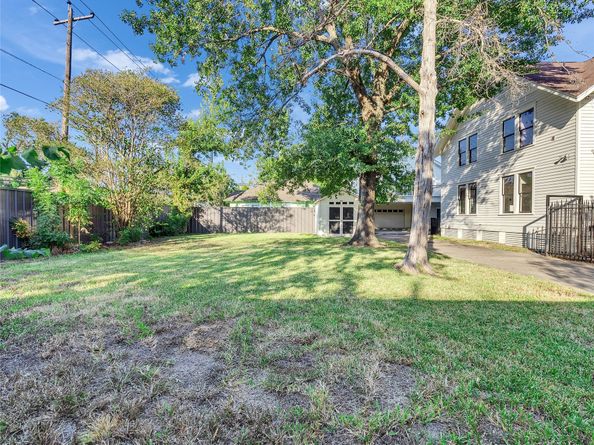 1109 Rutland Street, Houston TX 77008