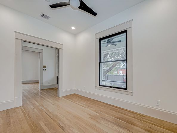 1109 Rutland Street, Houston TX 77008