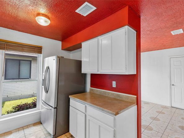 13410 S Thorntree Drive, Houston TX 77015