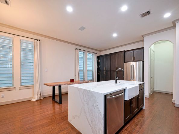 1224 Nelson Falls Lane, Houston TX 77008