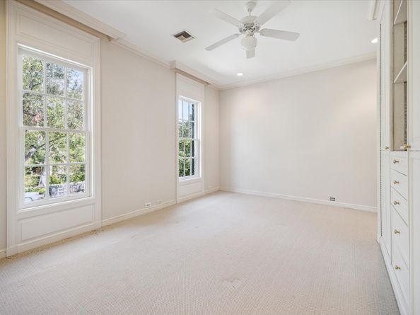 3665 Knollwood Street, Houston TX 77019