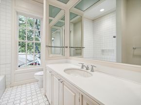 3665 Knollwood Street, Houston TX 77019