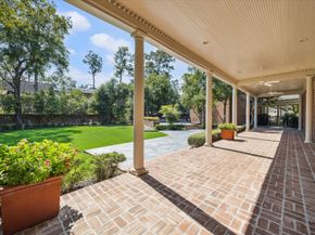 3665 Knollwood Street, Houston TX 77019