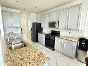 7423 Garland Mist Lane, Richmond TX 77407
