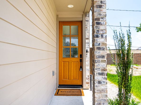 1715 Bologna Lane, Houston TX 77055