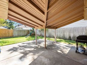 5 Kensington Court, Conroe TX 77304