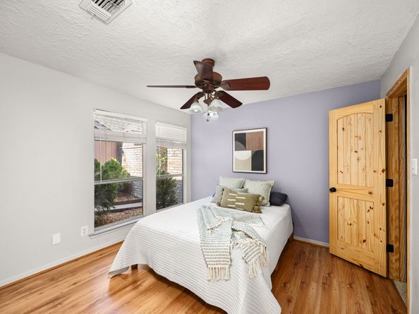 5 Kensington Court, Conroe TX 77304