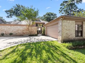 5 Kensington Court, Conroe TX 77304