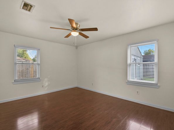 8807 Birdwood Road, Houston TX 77074