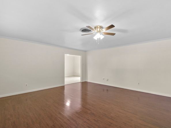 8807 Birdwood Road, Houston TX 77074