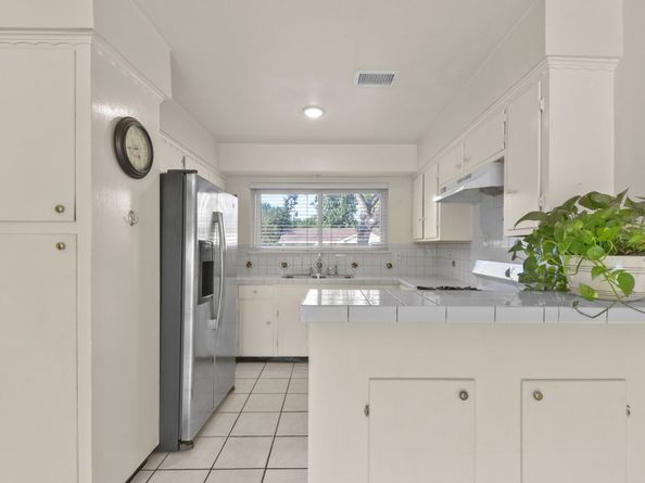 8807 Birdwood Road, Houston TX 77074