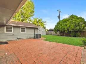 8807 Birdwood Road, Houston TX 77074
