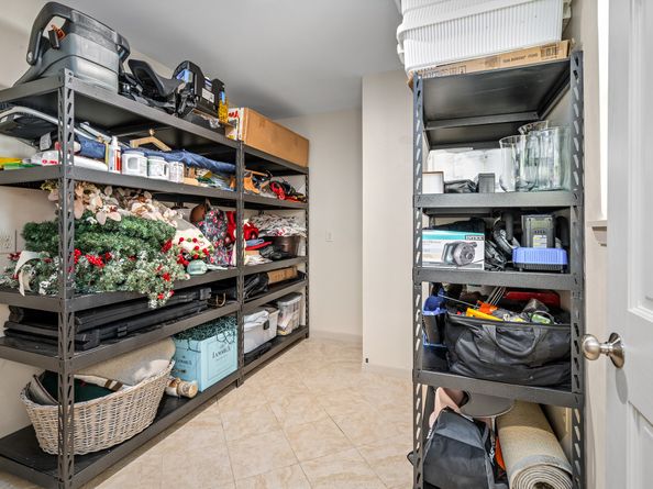 6135 Inwood Drive, Houston TX 77057