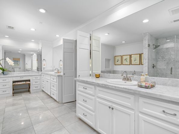 6135 Inwood Drive, Houston TX 77057
