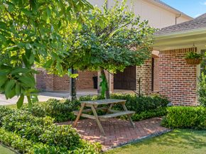 6135 Inwood Drive, Houston TX 77057