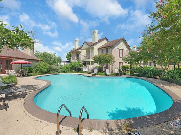2120 El Paseo Street 3204, Houston TX 77054