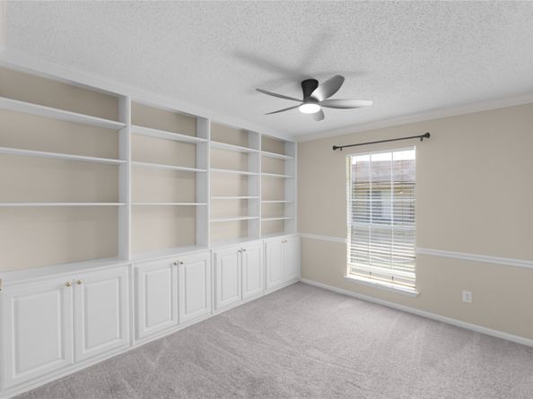 2120 El Paseo Street 3204, Houston TX 77054
