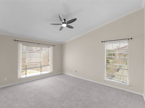 2120 El Paseo Street 3204, Houston TX 77054