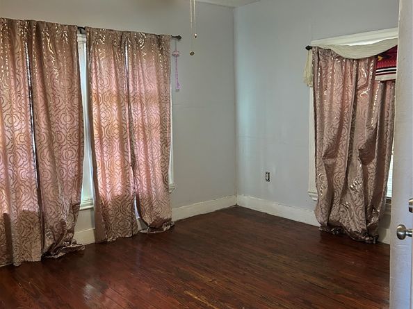 4201 Averill Street, Houston TX 77009