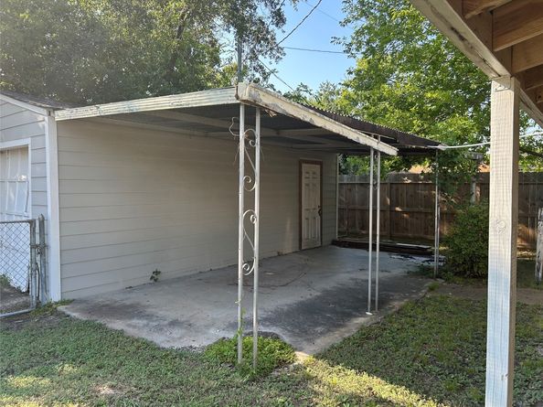 4201 Averill Street, Houston TX 77009