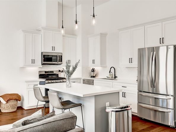 107 W Whitney Street E, Houston TX 77018