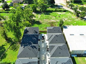 107 W Whitney Street E, Houston TX 77018